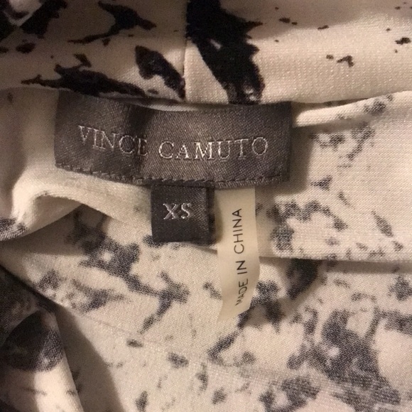 VINCE CAMUTO Marble Print Blouse. - Picture 5 of 7